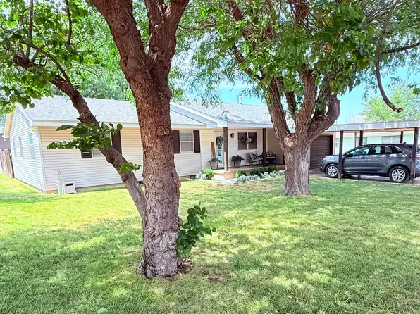 1003 Avenue B, Beaver, OK 73932