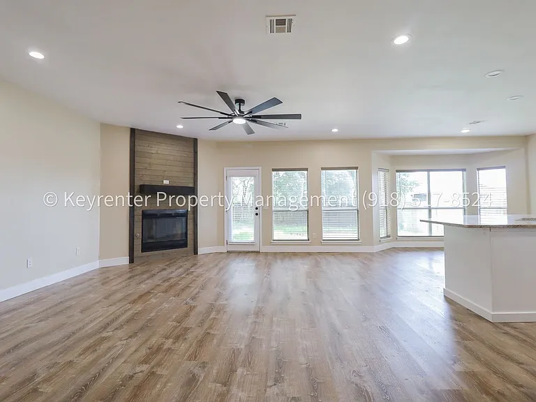 806 W 118th St S — Photo 21