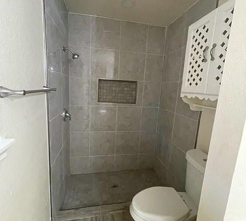 5th image of 6109 N 31st St