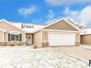 203 E 83rd Pl, Sioux Falls, SD 57108