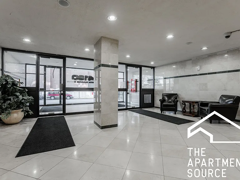 654 W Gordon Ter #1505 — Photo 15