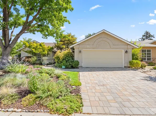 2089 E Goodman Ct, Boise, ID 83712