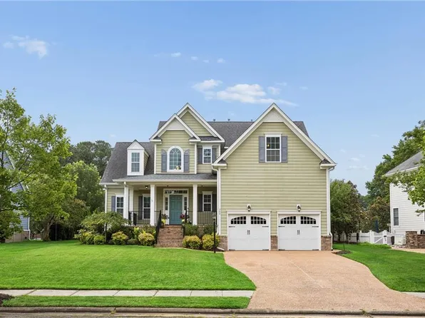 304 Founders Pointe Trl, Carrollton, VA 23314