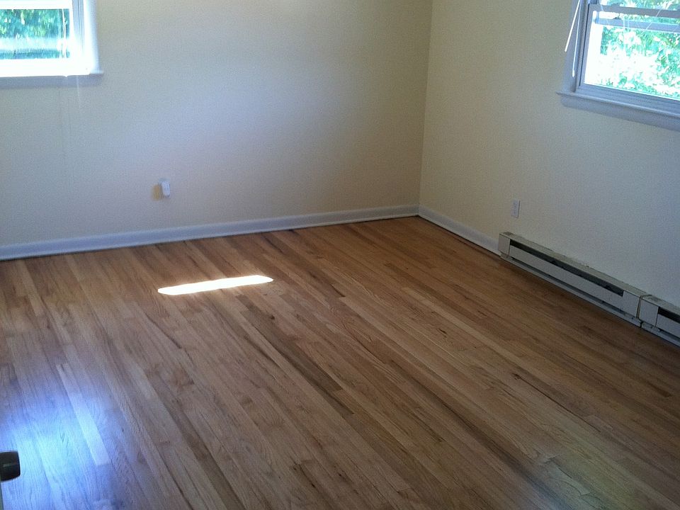 2nd image of 205 Wall St APT 5