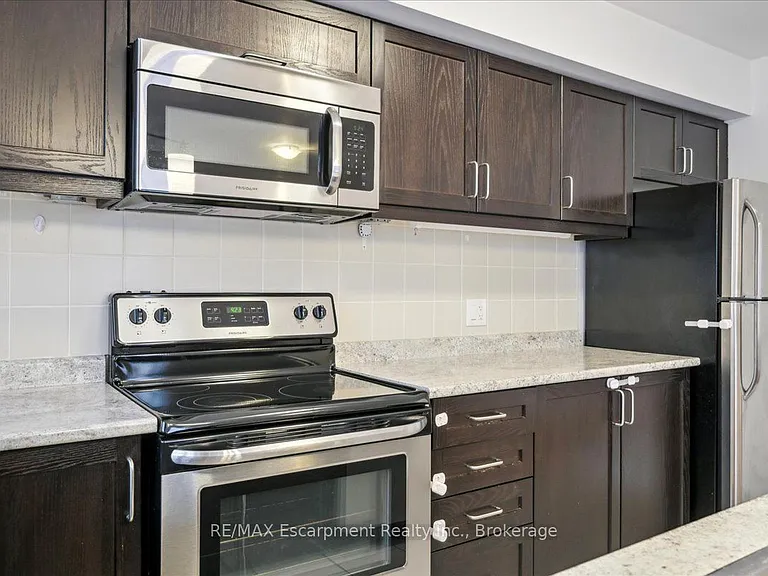2441 Greenwich Dr #64 — Photo 29