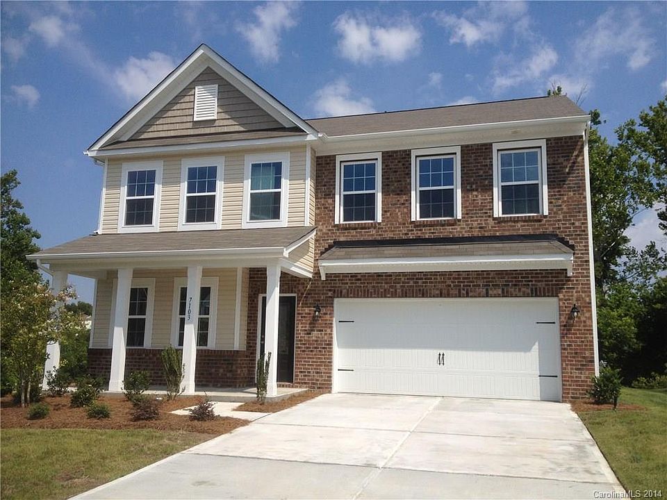1st image of 8011 Kelburn Ln #140