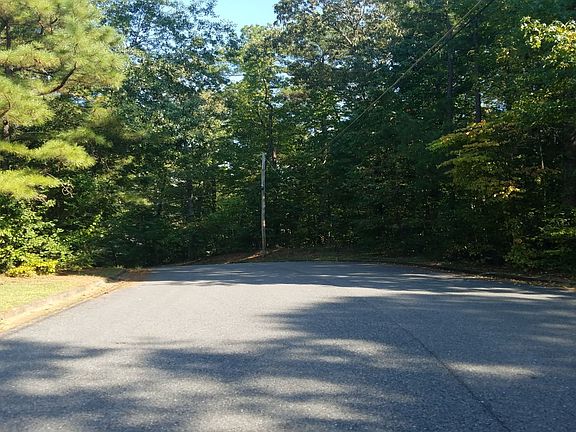 5th image of 4049 Hillsdale Cir