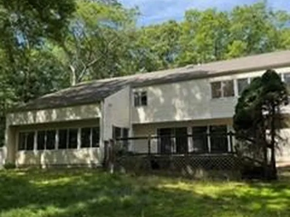 1117 Cedar Ridge Road, Oyster Bay, NY 11771