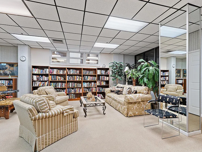 5440 N Ocean Dr #907 — Photo 48