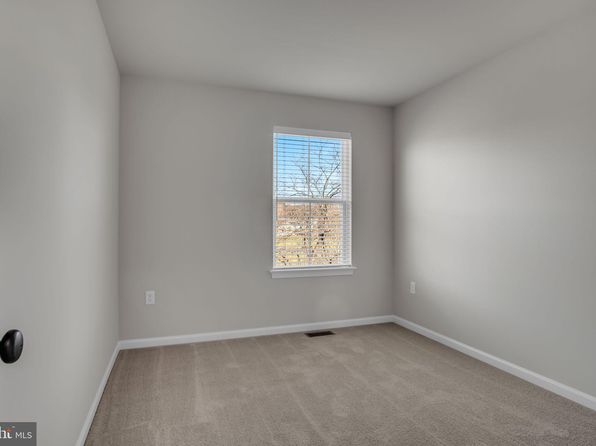 18 Morgan Cir #6-01, Carlisle, PA 17013