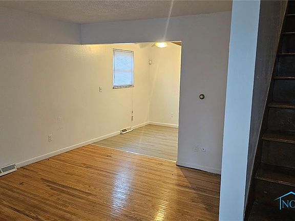 5th image of 1719 W Bancroft St