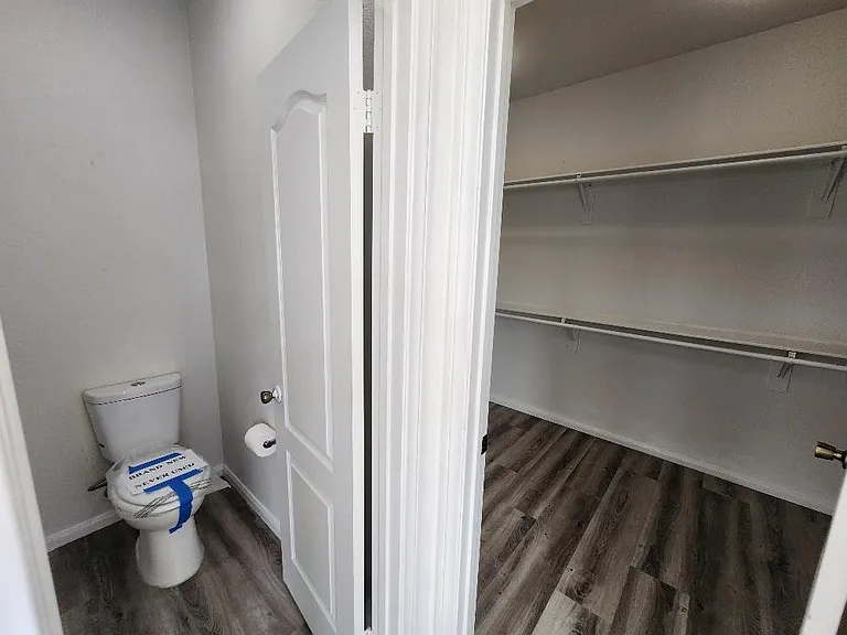 593 Hyacinth Rd — Photo 12