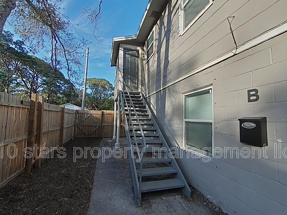 2nd image of 725 21st Ave S APT B