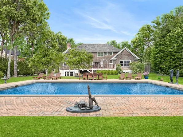13 Dering Ln, East Hampton, NY 11937