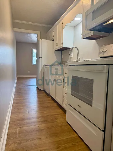 200 Bull Run St #B Photo 1