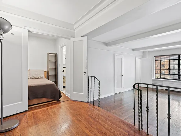 10 Park Avenue image 1 of 6