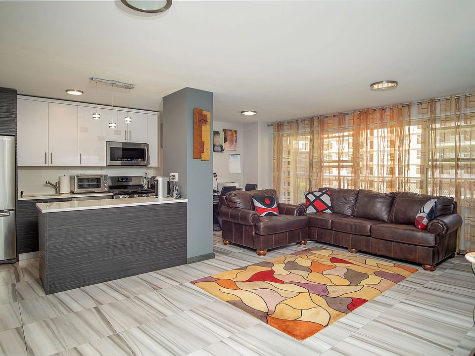 1st image of 2940 W 5th St APT 6D