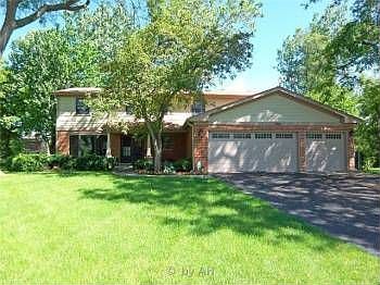 1st image of 380 Paula Ct