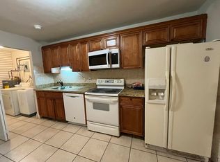 105 SE 15th St APT A, Deerfield Beach, FL 33441