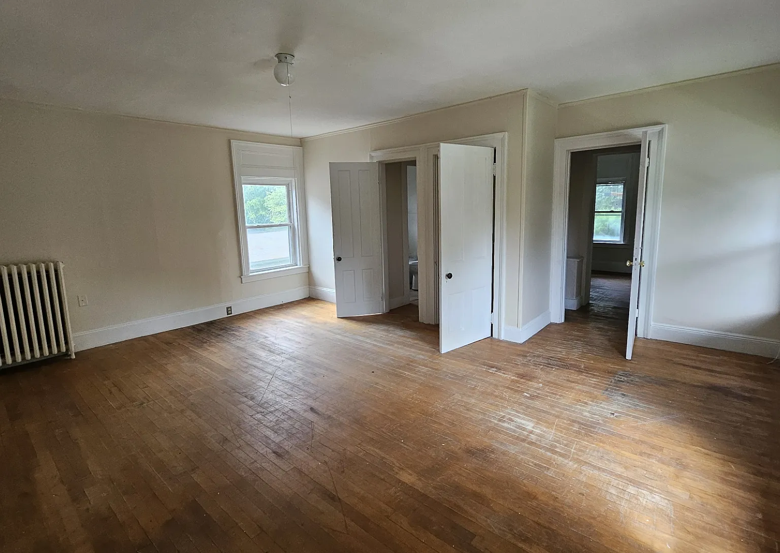 2 bed, 1.5 bath, 1000 sqft, $1,900 — Photo 3