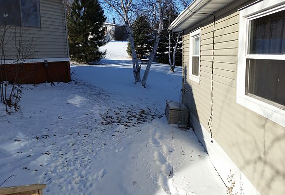 3rd image of 179 Judith Dr