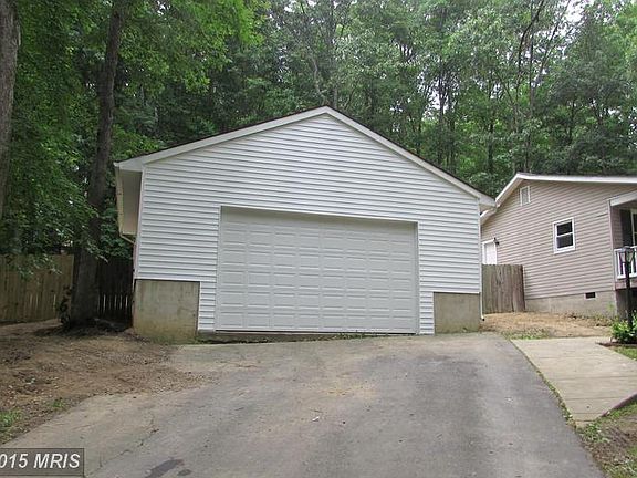 5th image of 9110 Chinault Ln