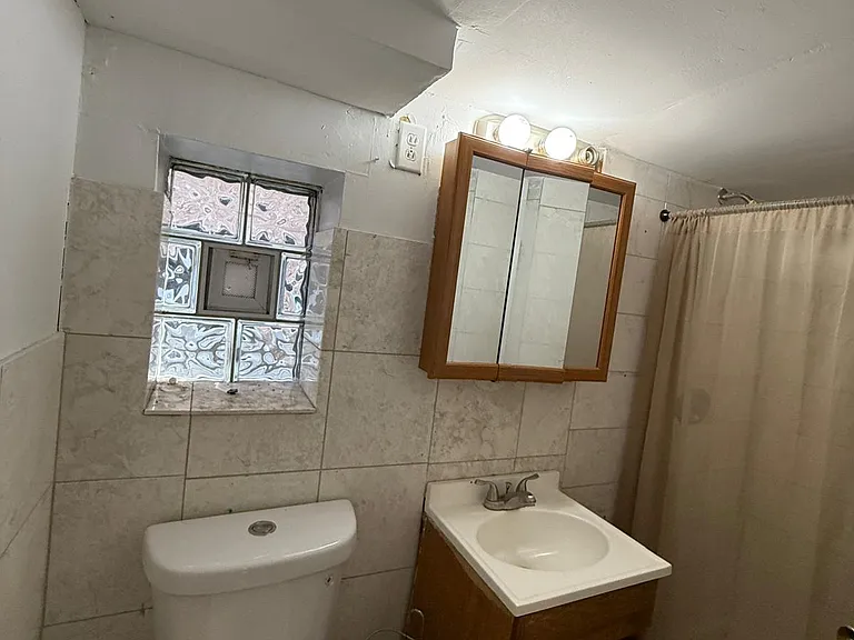 3841 N Octavia Ave — Photo 13