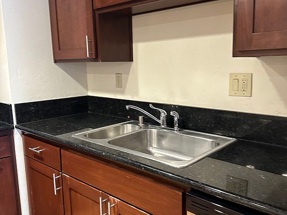 5th image of 500 N St Unit 710
