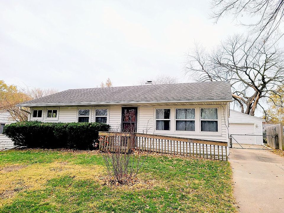 1st image of 204 Hughes Ave