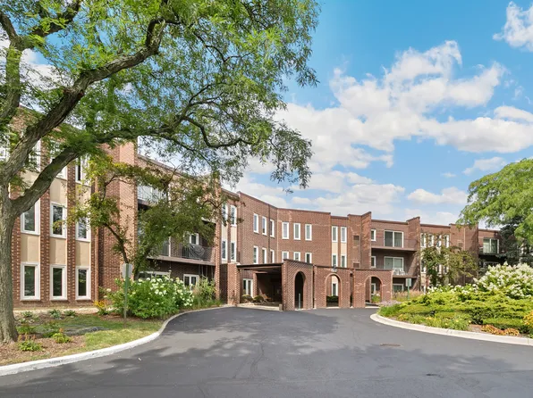 1550 Sandpebble Dr APT 307, Wheeling, IL 60090