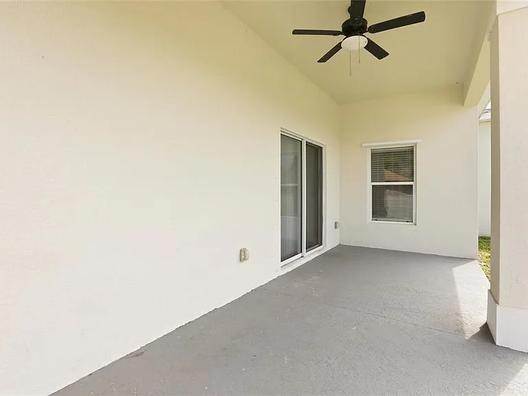 870 Columbia St — Photo 49