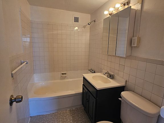 3rd image of 276 Prospect St #11F