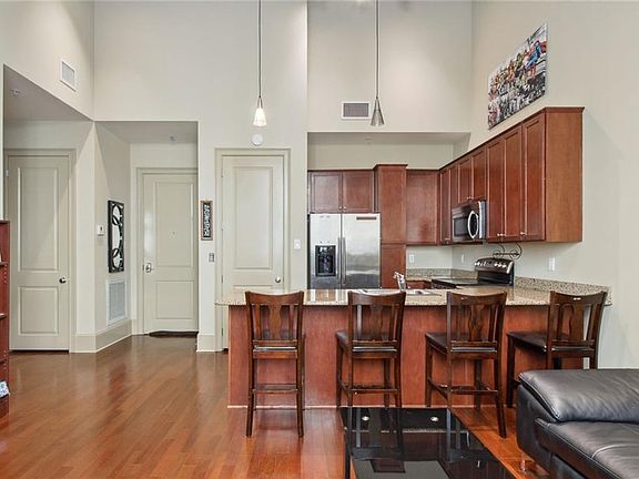 3rd image of 1201 Canal St APT 268