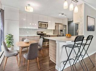 1512 N 16th Ave SW #204, Calgary, AB T3C 0Z8