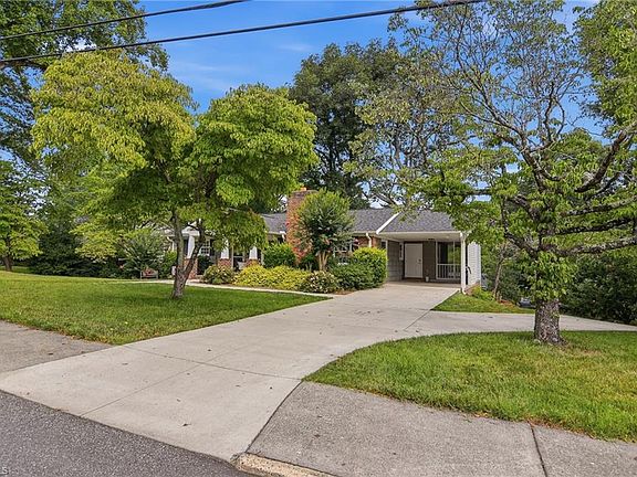 5th image of 2755 Cherokee Ln