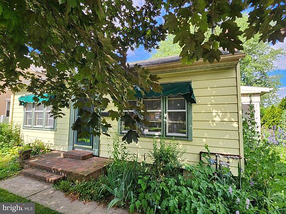 5th image of 341 N Broad St