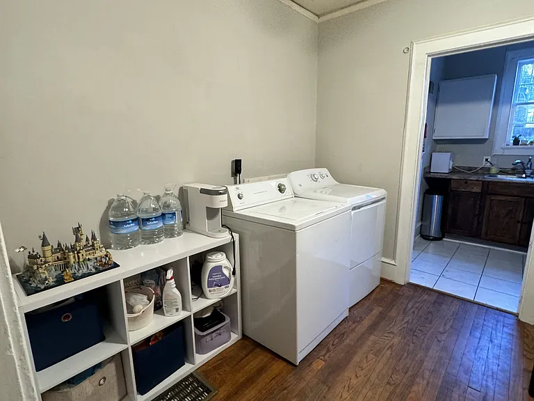1819 Greene St #1819 — Photo 10