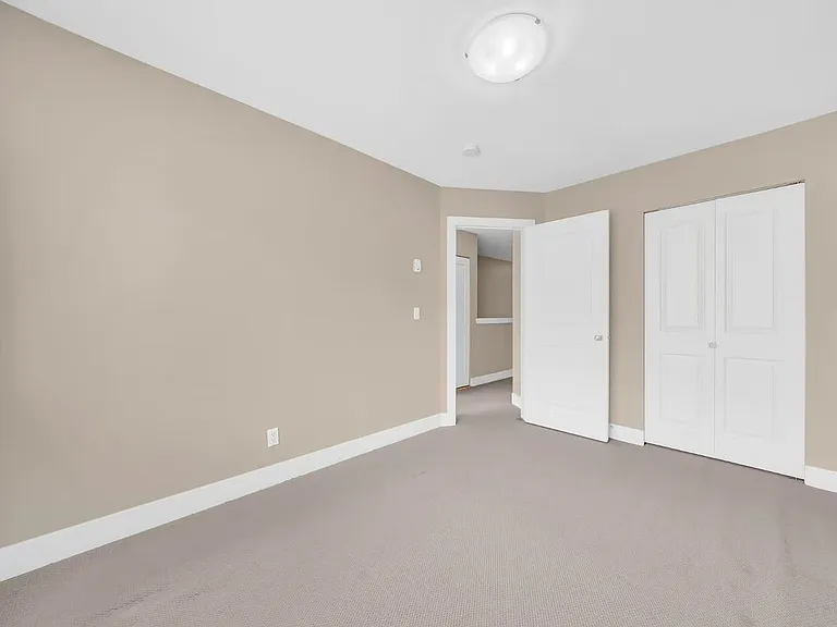 15933 86a Ave — Photo 13