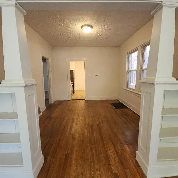 1361 Ellsworth St — Photo 3