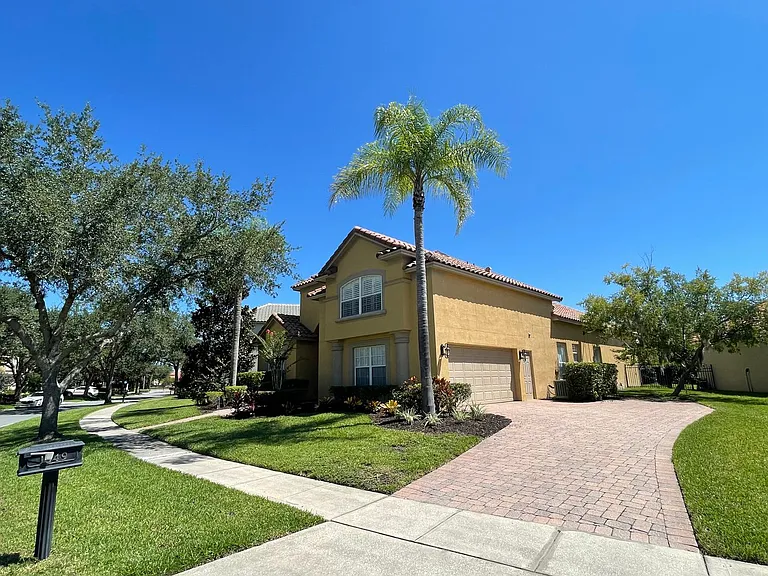 1349 Whitney Isles Dr — Photo 30