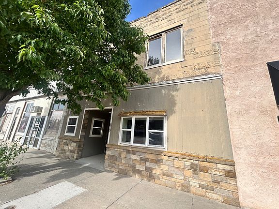 3rd image of 510 Chief St