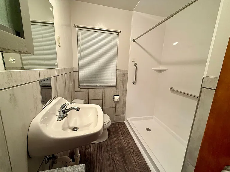 1316 Prospect Ave — Photo 9