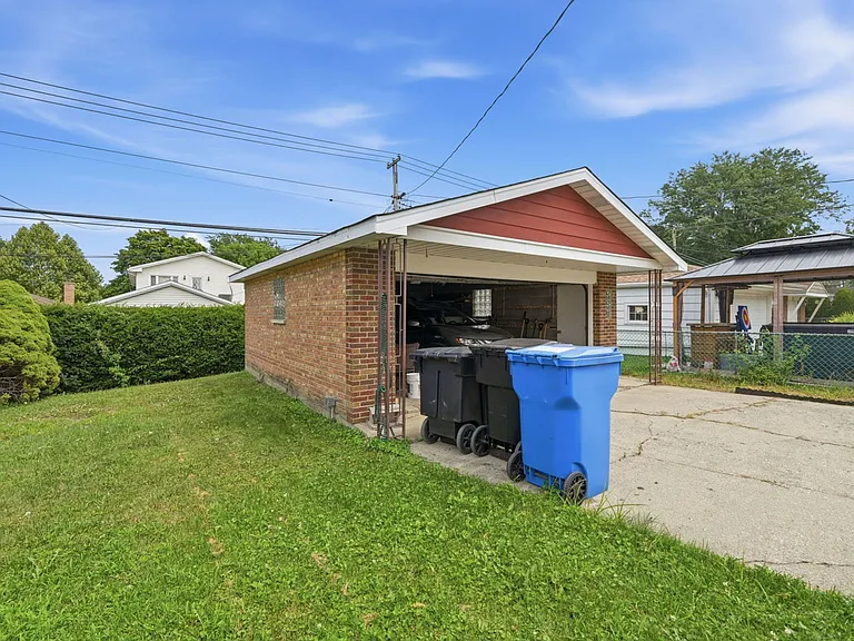 5023 N Natoma Ave — Photo 17