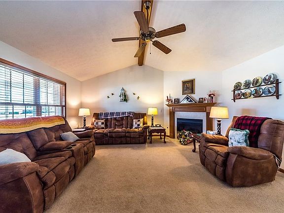 3rd image of 150 Westrock Farm Dr