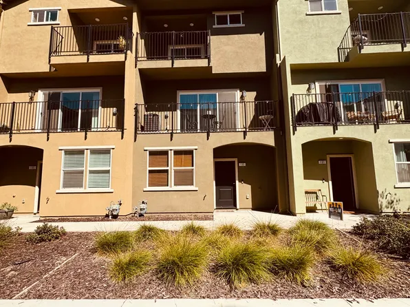 133 Bundeson Cir, Hollister, CA 95023