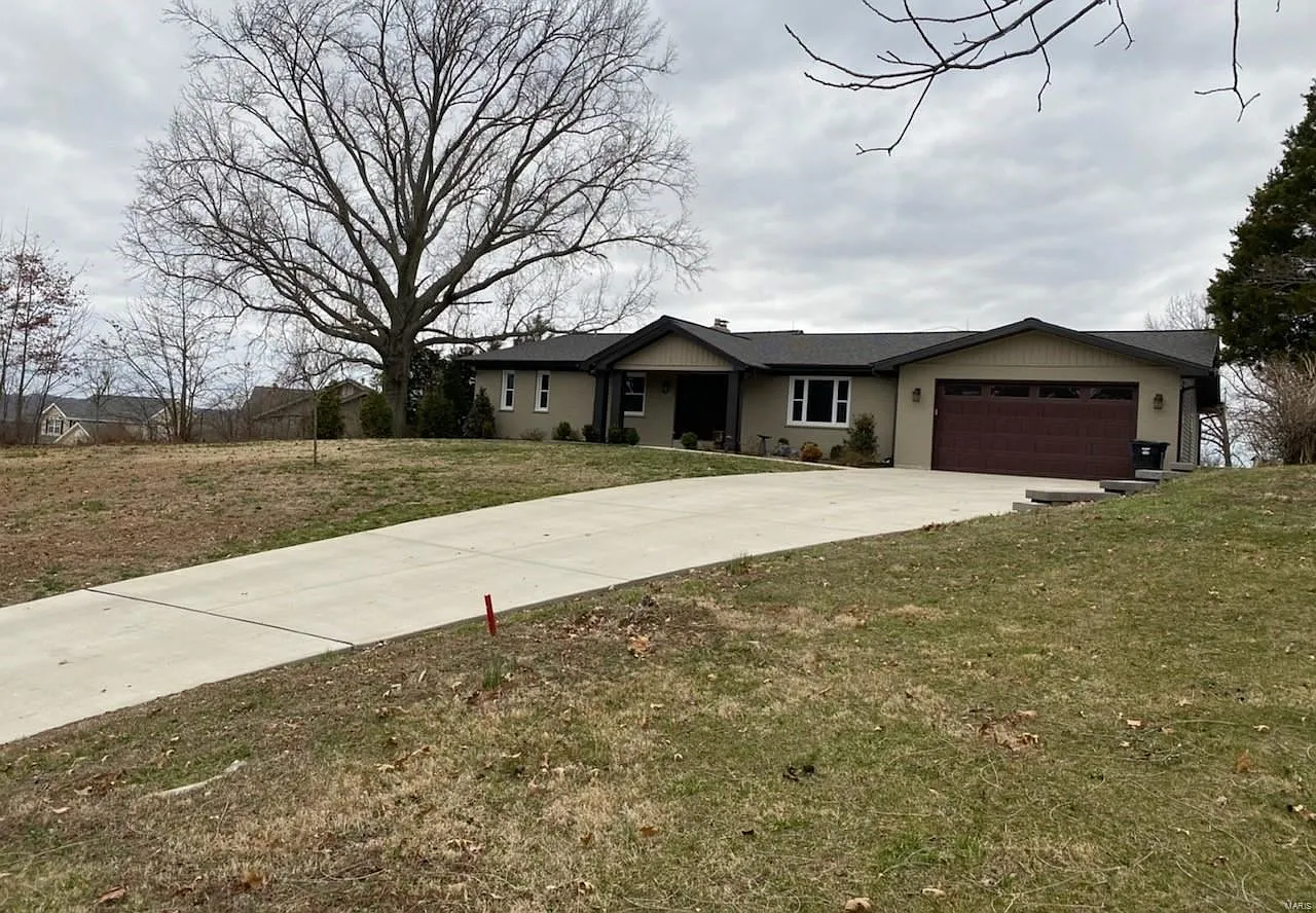 7781 Becker Rd photo 1
