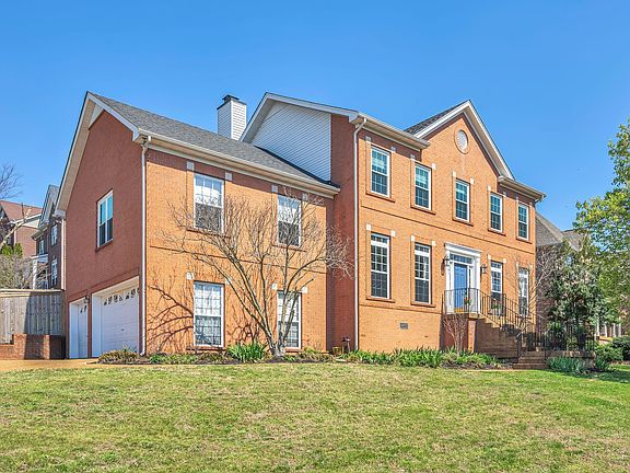 3rd image of 1301 Wexford Downs Ln
