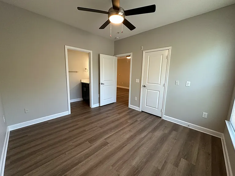 Bedroom 1 - Bathroom Bedroom 1 - Bathroom