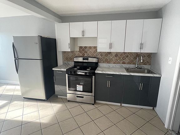 2nd image of 16 Prospect Ave #0
