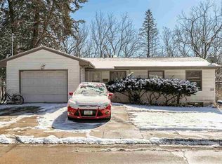 420 Kimball Rd #A, Iowa City, IA 52245